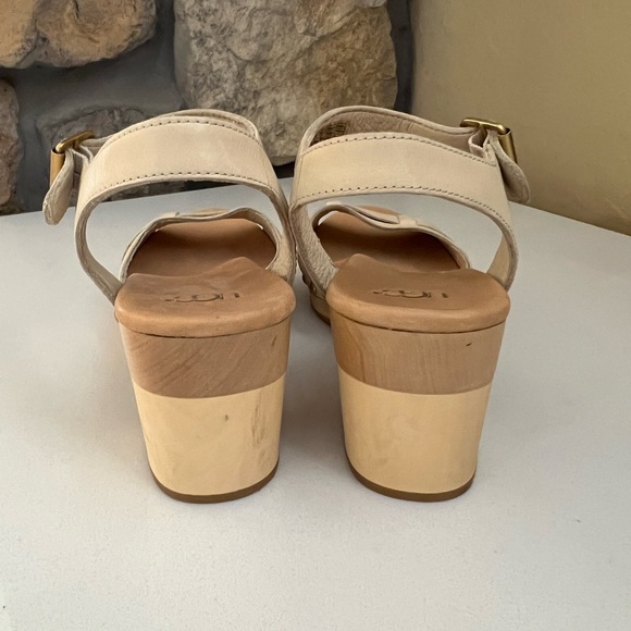 UGG Janie Antique Leather Clog Sandals Size 6 - Picture 7 of 10